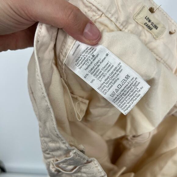 Madewell Garment-Dyed Low-Slung Straight Cargo Pants in Vintage Linen - Picture 11 of 11